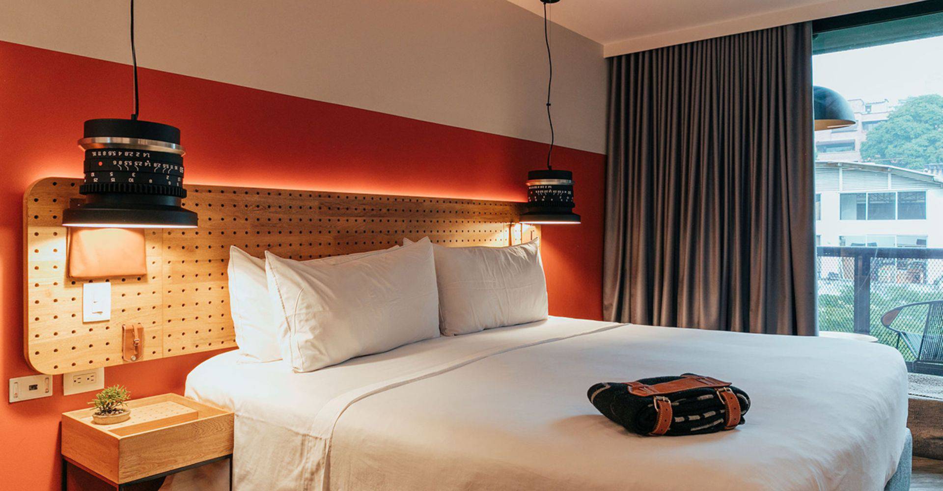 L - junior suite The Click Clack Hotel Medellín L - junior suite The Click Clack Hotel Medellín