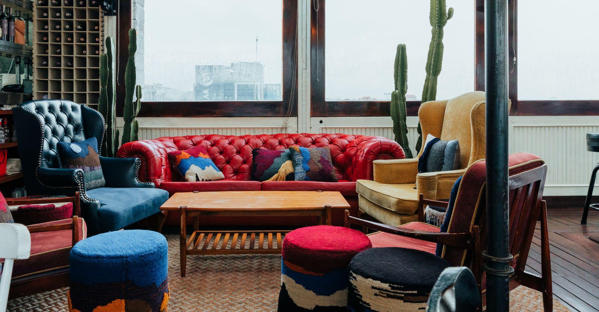 APACHE ROOFTOP BAR The Click Clack Hotel Bogotá APACHE ROOFTOP BAR The Click Clack Hotel Bogotá